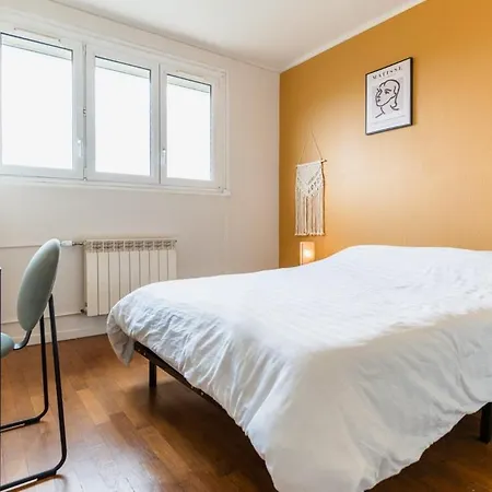 T4 Très Spacieux Et Lumineux Et Moderne à Appartamento Joeuf