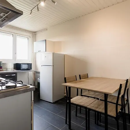 T4 Très Spacieux Et Lumineux Et Moderne à * Joeuf